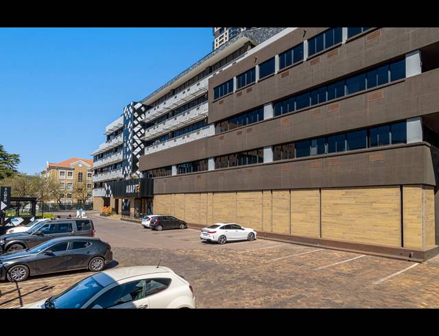 8,326.40M² OFFICE FOR SALE IN SANDOWN